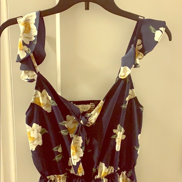 Blue flowered dress - Picture 1 of 2